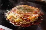 広島風お好み焼き 肉玉米粉そば（米粉と鉄板）