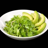 パクチー アボカド サラダ (PAKUCHI AVOKADO SALAD)（インド料理 AYUSH）