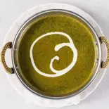 ほうれん草チキンカレーSAG CHICKEN（インドレストランナマステディブルング）