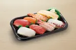 寿司盛り合わせ<楓(かえで)>1人前（和食さと 上更通店）