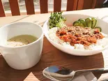 和牛のキーマカレー【気まぐれスープ付き】（ツナグカフェ TSUNAGU）