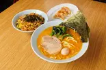 絶好調セット(ラーメン・ミニネギチャ丼・ギョーザ3個)（ラーメン三國家関内店）