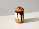 ドバイいちごラテ・エスプレッソなし(Ice・Hot)(Amado 韓国カフェ | アサイー・グリークヨーグルト・かき氷)