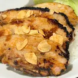 豚ガーリック丼（豚・牛・鶏のガッツリどんぶりメシ【Fluke(フルーク)】）