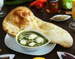 ほうれん草パニール カレーセット Sag Paneer Curry（Agra Asian Dining ＆ Bar）
