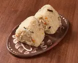 じゅーしーおにぎり（沖縄商店 シマグクルー カフェ＆セレクトショップ）