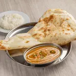 チキンカレーセット(chikencurryset)（インドネパール料理リンシャ）