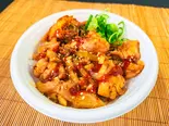 甘辛とり丼(国産鶏モモ肉使用)  Sweet ＆ Spicy Chicken Bowl (Japanese Chicken Thigh)（神戸長田牛すじ専門店 すじ福）