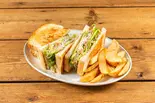 vegetarian (no patty. avocado with swiss cheese.etc) ベジタリアン【フレンチフライ付】(ARMS TAKEOUT & DELIVERY)