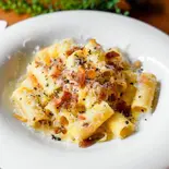 トリュフ香る 濃厚カルボナーラ(Pagina Italian fire-works +cafe 薪焼きイタリアンとワイン)