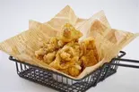 台湾風鶏皮揚げ 120g（台湾グルメ 丸ごとフライドチキン 叫了个整鸡 王子店 Taiwanese Fried Chicken）