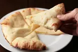 チーズナン  Cheese Nan（BASキッチン）