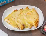 チーズナン（インド・ネパール料理店 リスタ Indian Nepali restaurant RISHTA）