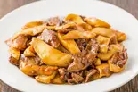 牛肉とエリンギ炒め Stir Fried Beef King Trumpet Mushrooms(中華料理 成都 高円寺本店)