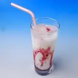 ストロベリーラッシー Strawberry Lassi（インドネパールレストランザイカ新所沢）