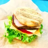 Mバーガー食べ比べセット（Reward Store）