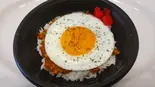 キーマカレー丼（揚げたて唐揚げと丼物弁当 キッチンヤタロー）