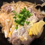 たんぽぽ家牛丼デラックス（喫茶 たんぽぽ）