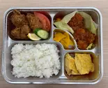 【エビチリ・唐揚げ・卵焼き・ごはん・お漬物】ボリューム満点！大人気商品がお弁当になって新登場！（中華料理 天津）