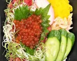 ねぎとろいくら丼(すしっちょ)
