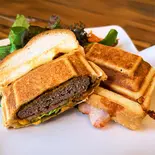 バーガーホットサンド（京島バルOasis）