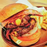 WBCバーガー WBC Burger（溶岩ダイニングbrave）