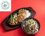 ハンバーグステーキ＆ミニ牛そぼろ丼セット（鶏白湯ラーメン 鳥やま）
