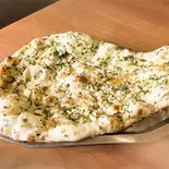 ガーリックナン GarlicNan（インド料理 シャングリーラ）