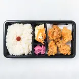 塩ザンギ弁当(普通盛)（塩ザンギとお総菜 ひろちゃん琴似店）