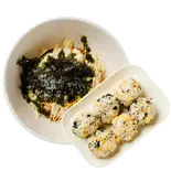 セルフおにぎり     self-rice ball / 주먹밥（ネネチキン 大阪1号店(鶴橋店)）