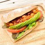 粗挽き大豆ミートチリコンカンサンド Minched Soy Meat Chilli Con Carne Avocado Sandwich（BONDI COFFEE SANDWICES KOMAZAWA）