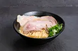 カニ豚骨ラーメン（甲殻類ラーメン専門店ムメヰ）