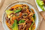 猪肉炒米線/豚肉入りベイセン焼き（麻辣香鍋＆過橋米线専門店 上野店）
