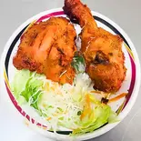 タンドリーチキン Tandoori Chicken 2p（グムティー ヒル インド ネパール レストラン＆バー）