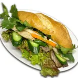 豚焼肉入りのパン( Bánh mỳ thịt nướng)（VIETNAM SKY RESTAURANT）