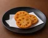 レンコンの挟み揚げ（カラオケ居酒屋艶）