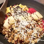 ココナッツボウル Coconut bowl（Shark Fellows Coffee）