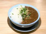 焼肉屋の牛カレー弁當（焼肉小町新川店）