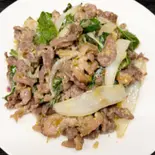 LON RUNG XAO LA LOTイノシシとロットの葉炒め（Xin Chao Viet Nam Ikebukuro）