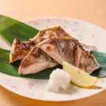 一夜干しサバの塩焼き（ハマの台所タケ）