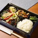 チャブチェ弁当(韓国惣菜3品付,ご飯大盛り無料)（韓国料理＆焼肉 大長今 立川店）