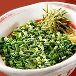 ねぎまみれ 油そば【深夜】（油そば3品だけで勝負！魂の油そばをどうぞ！ 五反田 入魂）