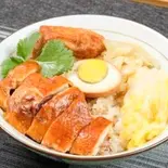特製醬油の鶏ご飯 (豉油鶏飯)(広東料理 港味)
