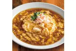 海鮮入り豪華天津飯 Crab Omelet on Rice（タイガー餃子軒 広尾）