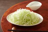 千切りキャベツ 60g（豚でもない生姜焼きっ！！ 西神奈川3丁目2号店）