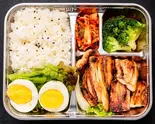 サムギョプサルゆでたまご弁当/Samgyeopsal ＆ Boiled Egg Bento（ロイヤルキンパ 練馬）