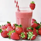 ストロベリーラッシー【Strawberry Lassi】（グラス 月島店）