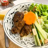 ブンティットヌン Bún thịt nướng(バインミー バーバー 吉祥寺店)