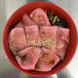 ローストビーフ丼（荒幡肉店）