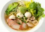 (99)タイラーメン、中華麺（サームロット）